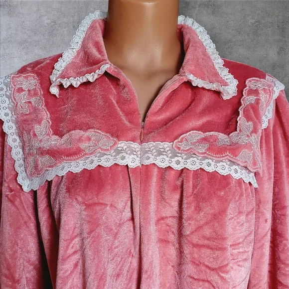 Vintage Robe Gilligan O'Malley Pink Velour Half Zip House Coat S 8-10 Ve… - Picture 8 of 11